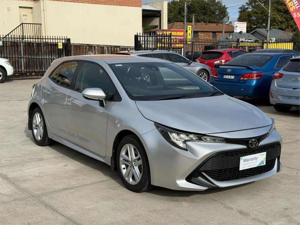 TOYOTA COROLLA 2018