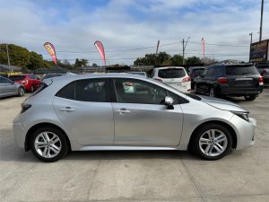TOYOTA COROLLA 2018