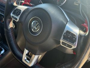 VOLKSWAGEN GOLF 2012