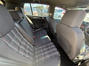 VOLKSWAGEN GOLF 2012